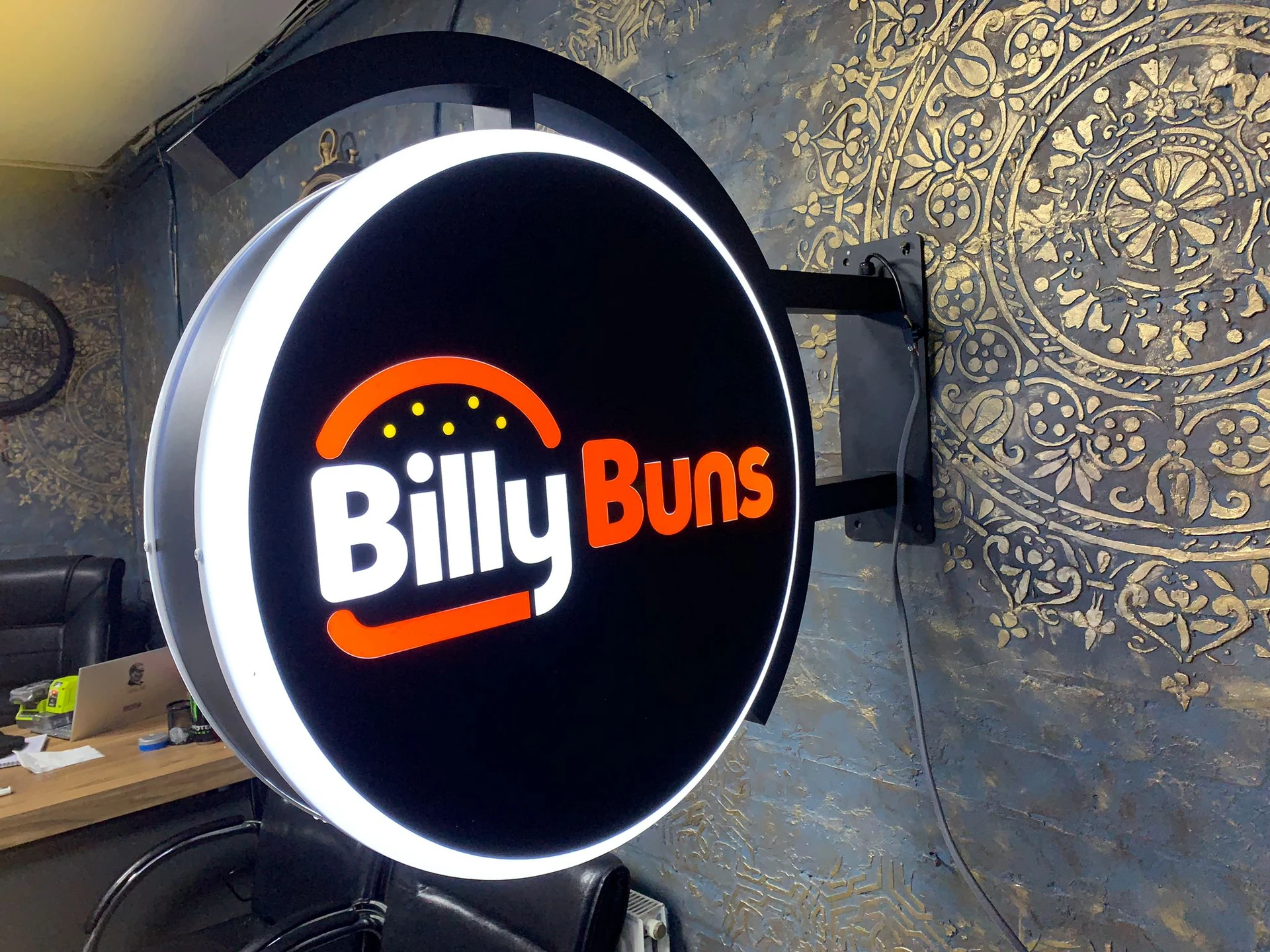 Billy Buns — Projecting Sign — Projecting sign detail