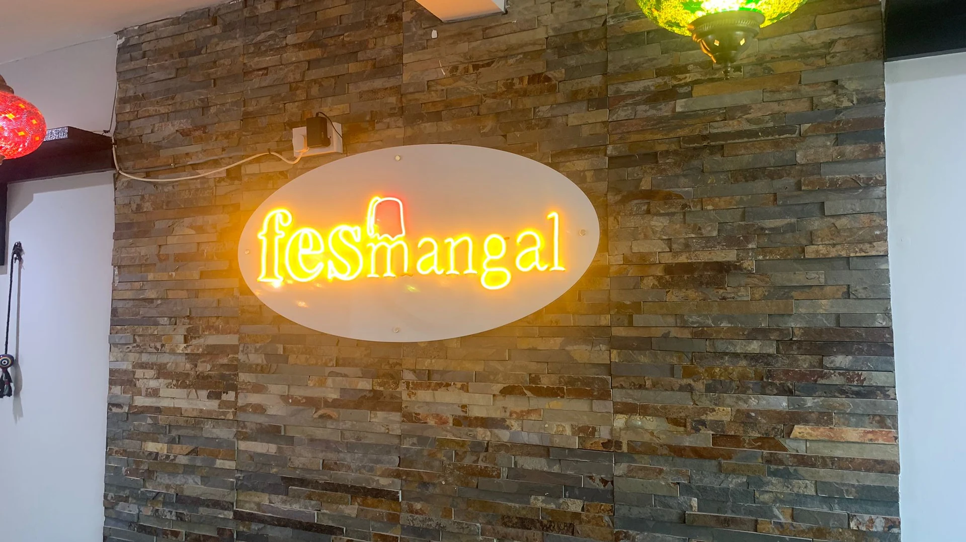 Fes Mangal — Illuminated restaurant feature